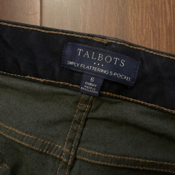 TALBOTS Factory Curvy Simply Flattering 5-pocket Jeans Size 6 - Picture 3 of 8